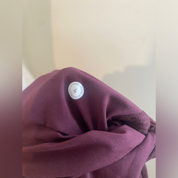 Lululemon Dance Studio Joggers in Red Merlot Size 4 - Picture 4 of 8